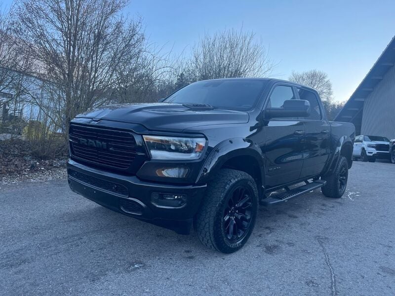 Braun Gebraucht 2022 Dodge Ram Abholung | 52.900 € (Fairer Preis) - Bild 1/4