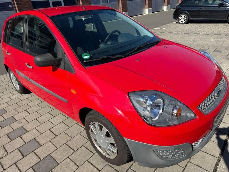 Gebraucht Ford Fiesta 70 PS (51 kW) 2006 Rot Kleinwagen