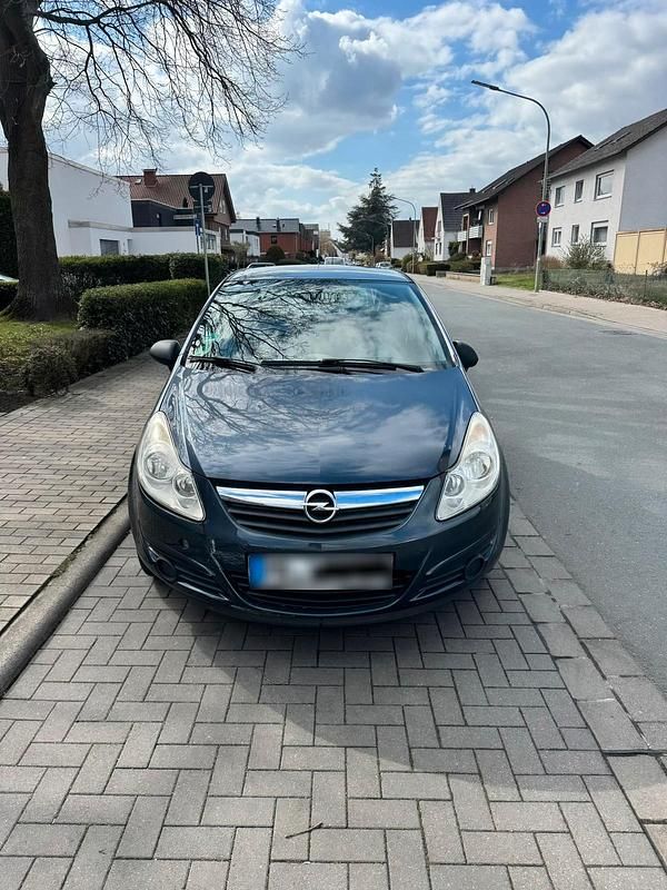 Gebraucht Opel Corsa 85 PS (62 kW) 2010 Andere farben Kleinwagen
