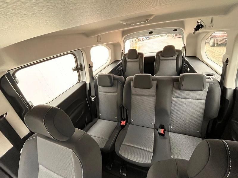 Gebraucht Toyota Proace City City 131 PS (96 kW) 2026 Weiß Van / Kleinbus