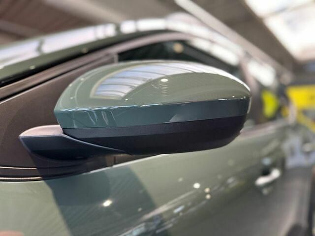 Gebraucht Dacia Sandero Expression 91 PS (66 kW) 2024 Safarigrüngrau metallic Kleinwagen