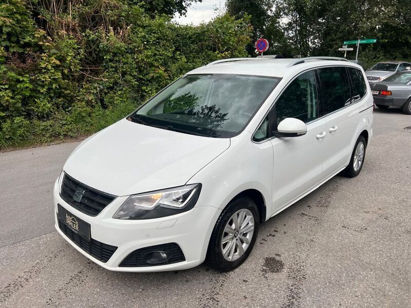 Weiß Gebraucht 2016 Seat Alhambra Style Van / Kleinbus | 9.990 € - Bild 1/4