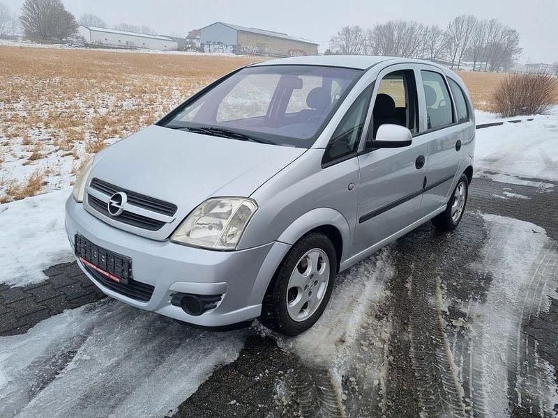 Grau Gebraucht 2004 Opel Meriva Van / Kleinbus | 1.100 € (Guter Preis) - Bild 1/4