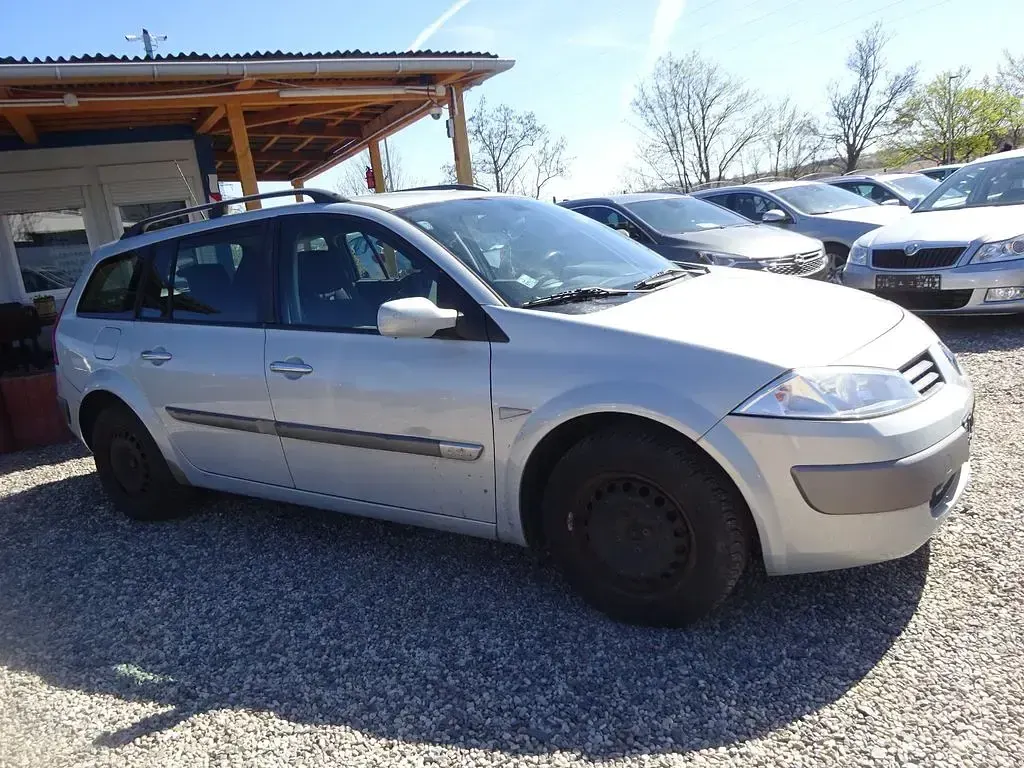 Gebraucht Renault Mégane Expression 101 PS (74 kW) 2004 Grau Limousine