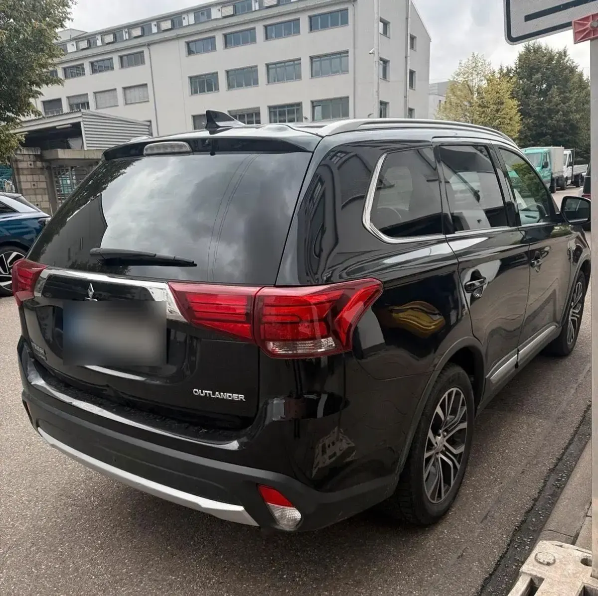 Gebraucht Mitsubishi Outlander 185 PS (136 kW) 2018 Schwarz SUV