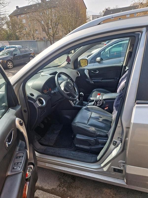 Używany Renault Koleos 150 KM (110 kW) 2008 Srebrny SUV