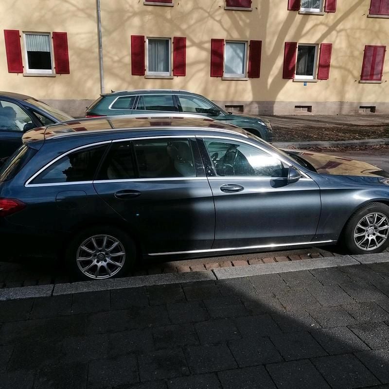 Gebraucht Mercedes C220 170 PS (125 kW) 2016 Grau Kombi