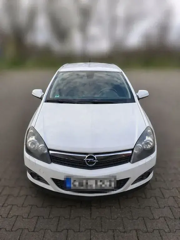 Gebraucht Opel Astra GTC Sport 116 PS (85 kW) 2009 Weiß Coupé