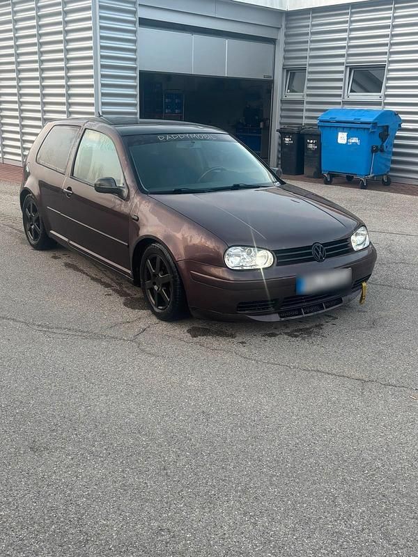 Gebraucht VW Golf 105 PS (77 kW) 2000 Braun Coupé