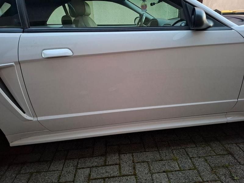 Second-hand Ford Mustang 193 CP (141 kW) 2002 Alb Cabrio
