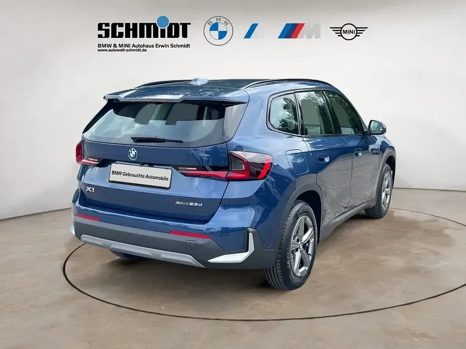 Gebraucht BMW X1 Shadowline 211 PS (155 kW) 2025 Phytonicblau SUV