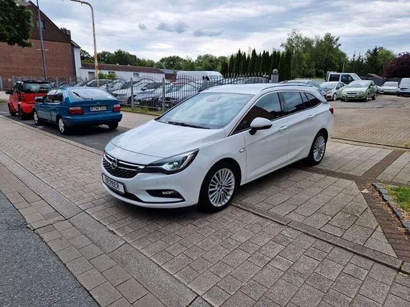 Gebraucht Opel Astra 136 PS (100 kW) 2016 Schneeweiss/summitwhite/arctic Kombi