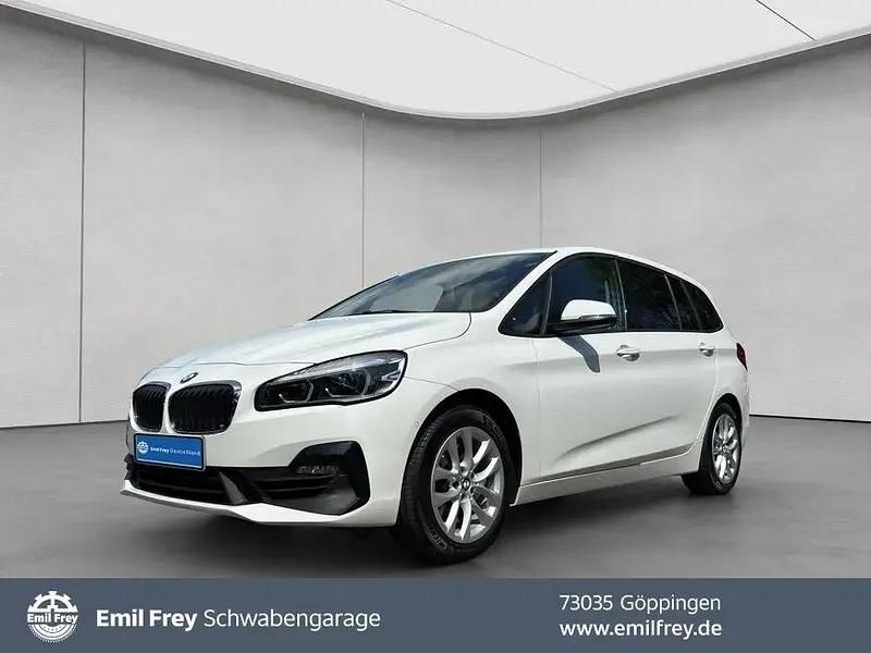 Alpinweiß Gebraucht 2019 BMW 220 Gran Tourer Advantage Van / Kleinbus | 19.940 € (Fairer Preis) - Bild 1/4