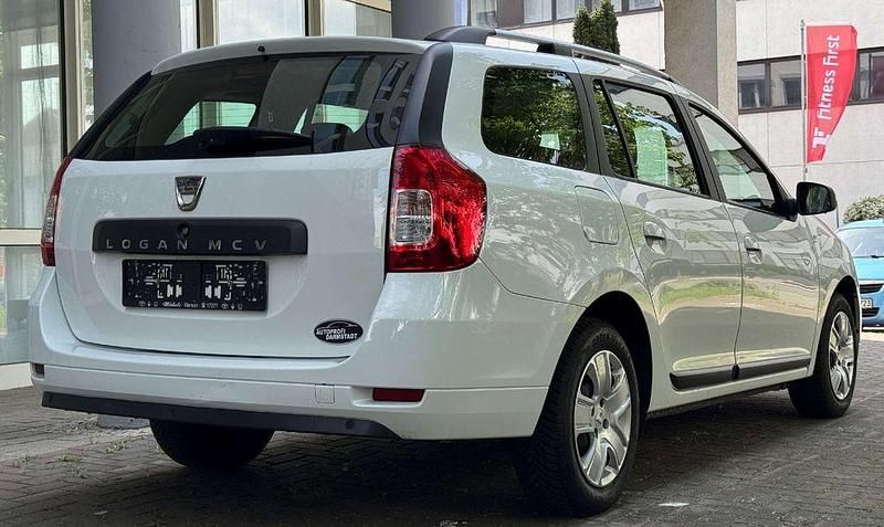 Gebraucht Dacia Logan 90 PS (66 kW) 2018 Gletscherweiss Limousine