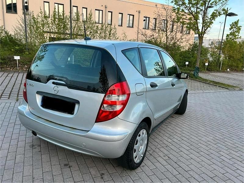 Gebraucht Mercedes A150 95 PS (69 kW) 2006 Silber Kleinwagen