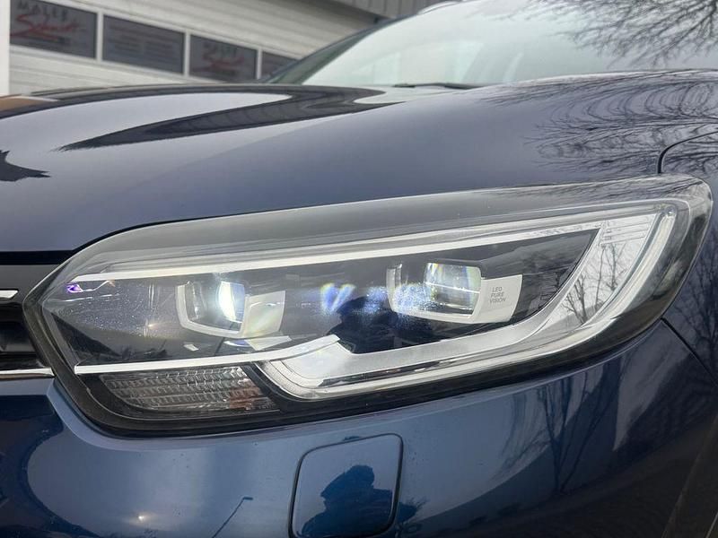 Gebraucht Renault Kadjar Bose Edition 131 PS (96 kW) 2015 Blau SUV