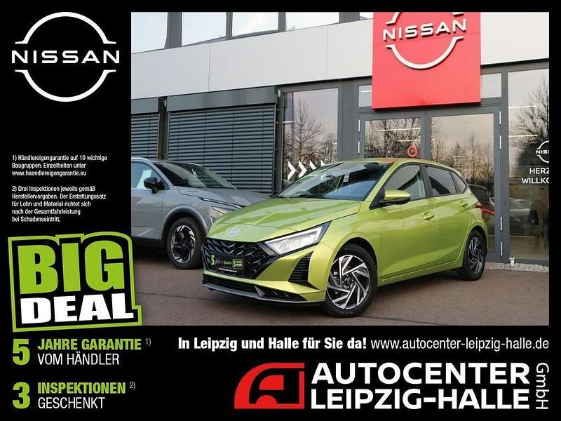 Gelb Gebraucht 2024 Hyundai i20 Trend Limousine | 17.690 € (Fairer Preis) - Bild 1/4