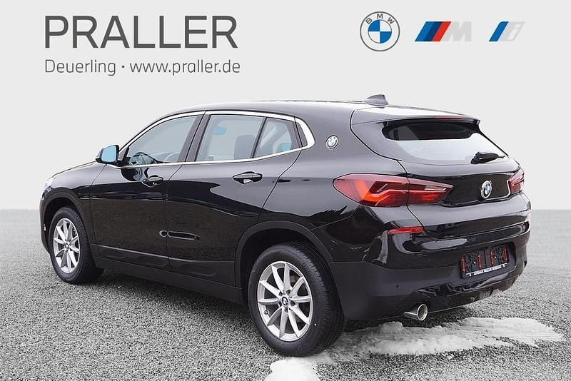 Gebraucht BMW X2 136 PS (100 kW) 2022 Schwarz SUV