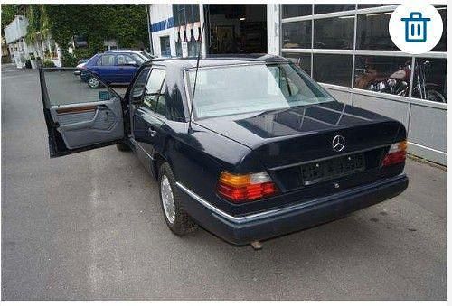 Gebraucht Mercedes 200 118 PS (86 kW) 1990 Blau Limousine