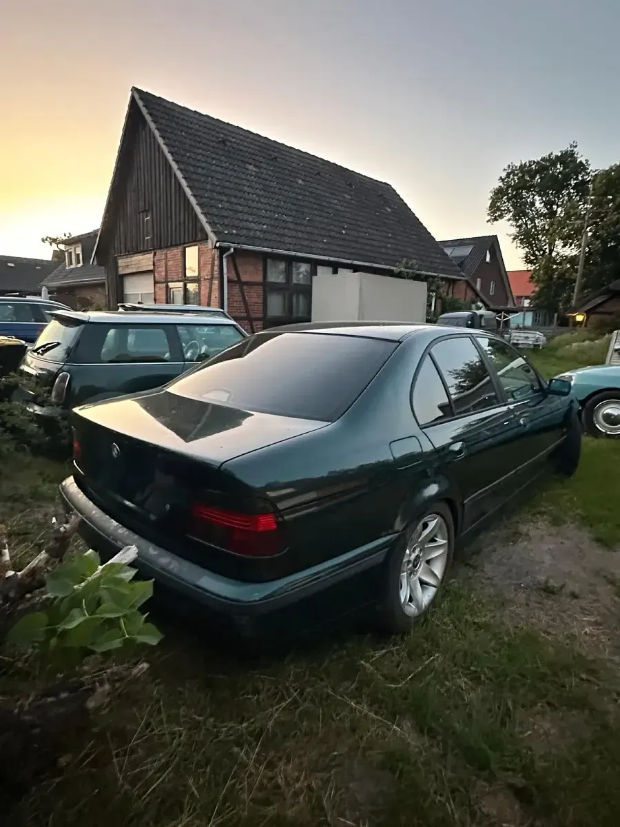 Brugt BMW 523 170 HK (125 kW) 1998 Grøn Sedan
