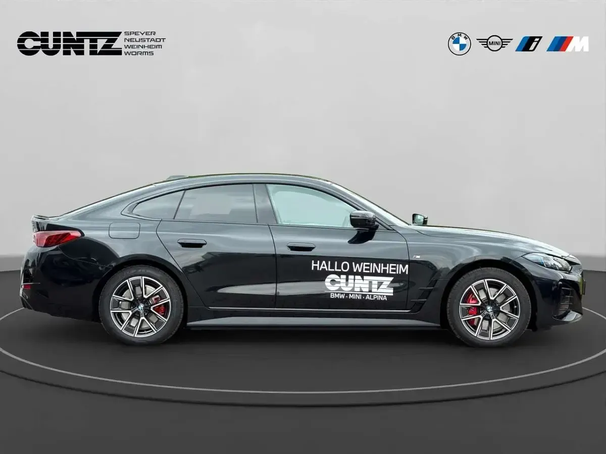 Gebraucht BMW i4 210 kW (286 PS) 2026 Saphirschwarz metallic Limousine