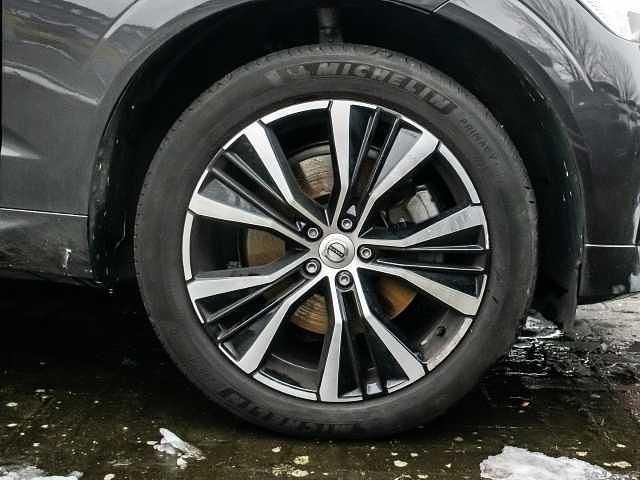 Gebraucht Volvo XC60 145 PS (106 kW) 2022 SUV