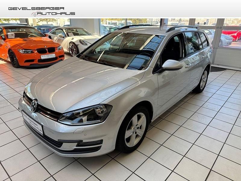 Silber Gebraucht 2014 VW Golf VII Comfortline Kombi | 11.980 € (Etwas zu teuer) - Bild 1/4