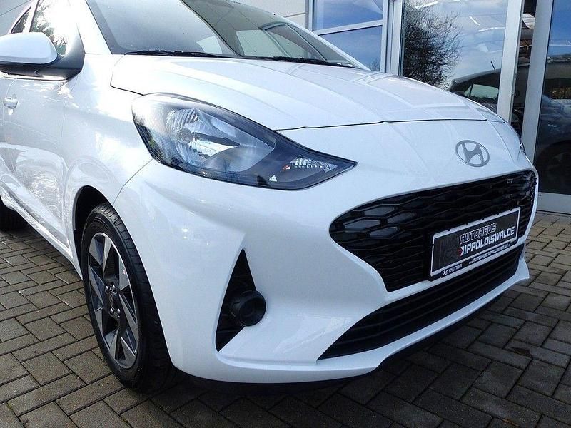 Neu Hyundai i10 Trend 63 PS (46 kW) 2025 Atlas white / sol Kleinwagen
