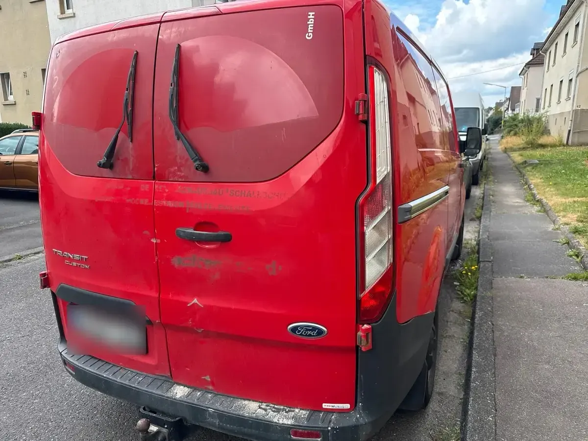 Gebraucht Ford Transit Custom 100 PS (73 kW) 2015 Rot Van