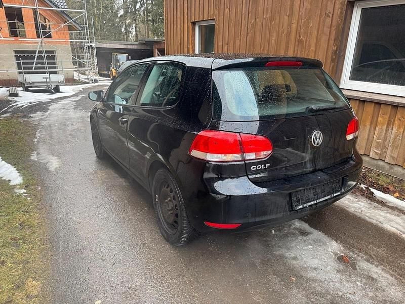 Gebraucht VW Golf VI 80 PS (58 kW) 2009 Schwarz Kleinwagen