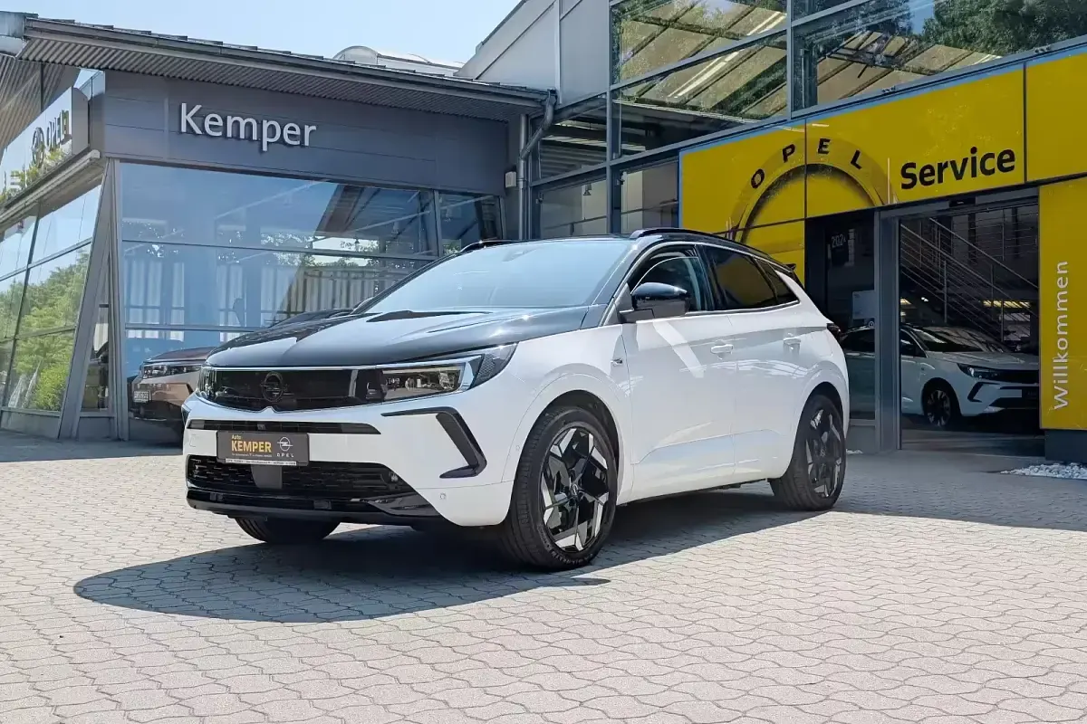 Gebraucht Opel Grandland X GSe 300 PS (220 kW) 2023 Weiß SUV