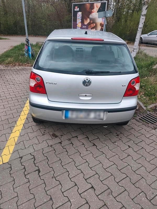 Używany VW Polo 63 KM (46 kW) 2003 Srebrny Hatchback