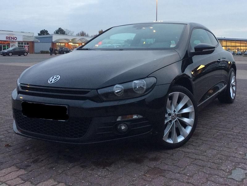 Schwarz Gebraucht 2012 VW Scirocco Coupé | 6.450 € (Etwas zu teuer) - Bild 1/4