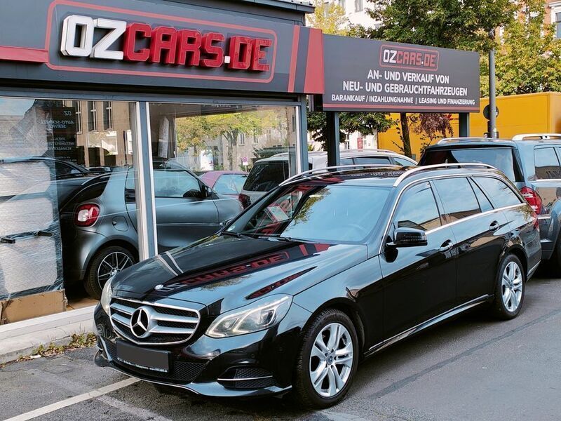 Schwarz Gebraucht 2013 Mercedes E220 Kombi | 10.990 € (Etwas zu teuer) - Bild 1/4