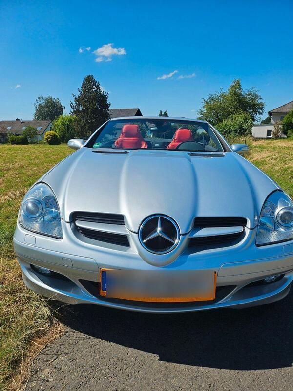 Silber Gebraucht 2005 Mercedes SLK200 Cabrio | 8.000 € - Bild 1/4