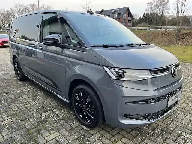 Second-hand VW Multivan Edition 150 CP (110 kW) 2024 Monovolum
