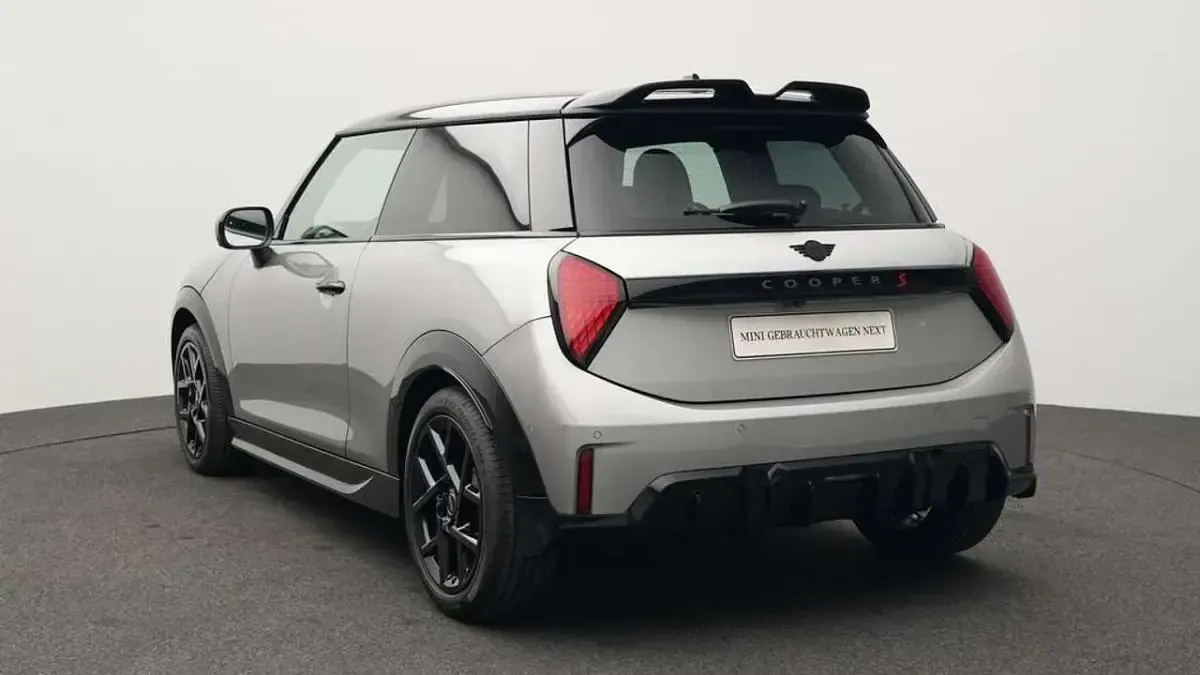 Gebraucht Mini John Cooper Works 204 PS (150 kW) 2025 Grau Kleinwagen