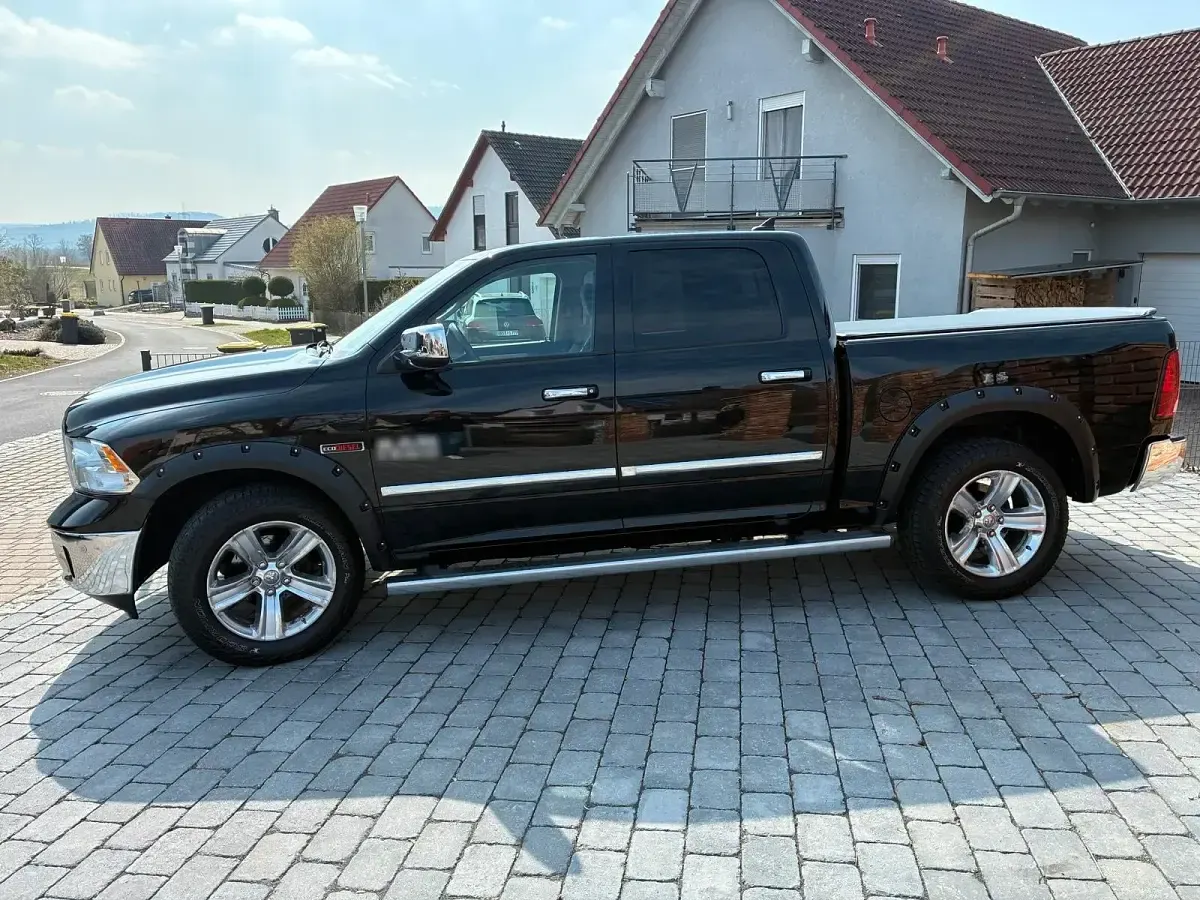 Usata Dodge Ram 243 CV (178 kW) 2014 Nero Pick-up
