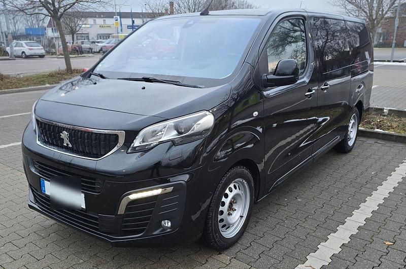 Schwarz Gebraucht 2020 Peugeot Traveller Allure Van / Kleinbus | 37.990 € (Etwas zu teuer) - Bild 1/4