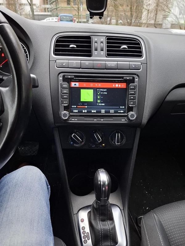 Rot Gebraucht 2010 VW Polo Kleinwagen | 6.800 € (Guter Preis) - Bild 1/4