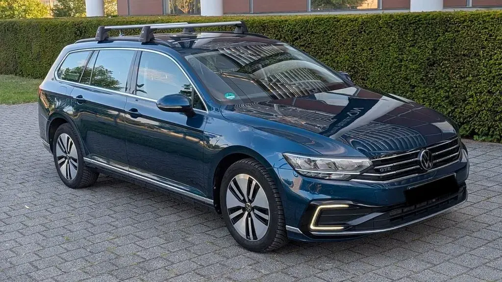 Gebraucht VW Passat GTE 218 PS (160 kW) 2022 Blau Kombi