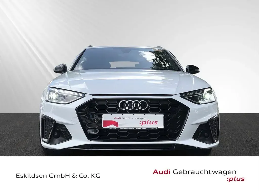 Gebraucht Audi A4 S-Line 190 PS (139 kW) 2020 Gletscherweiß metallic Kombi