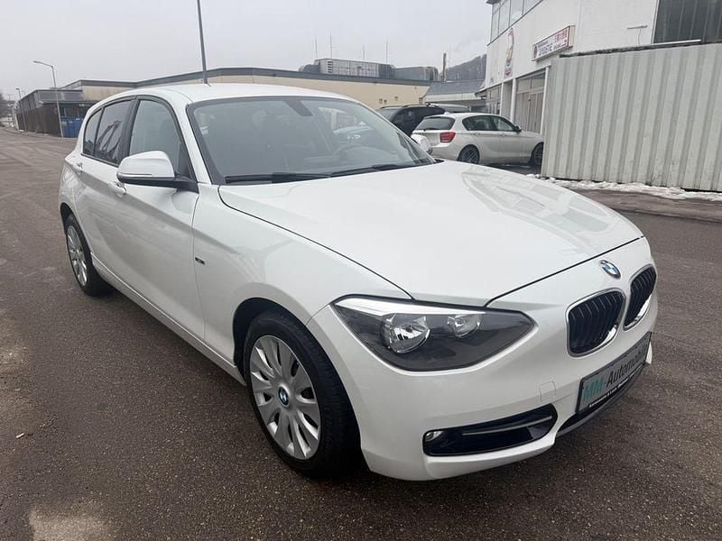 Gebraucht BMW 116 Sport Line 136 PS (100 kW) 2014 Weiß Kleinwagen