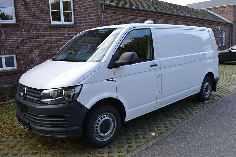 Gebraucht VW Transporter 150 PS (110 kW) 2018 Weiß Van