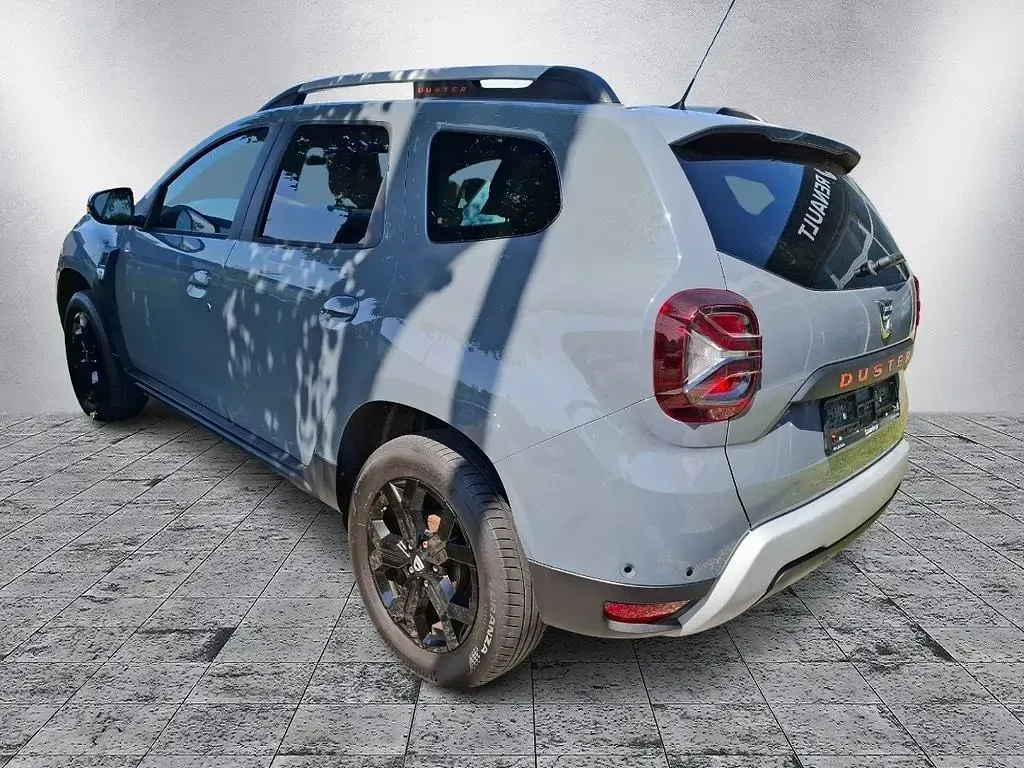 Gebraucht Dacia Duster Extreme 116 PS (85 kW) 2022 Grau SUV