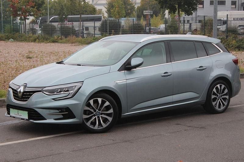 Gebraucht Renault Megane E-Tech Intens 158 PS (116 kW) 2021 Grau Limousine
