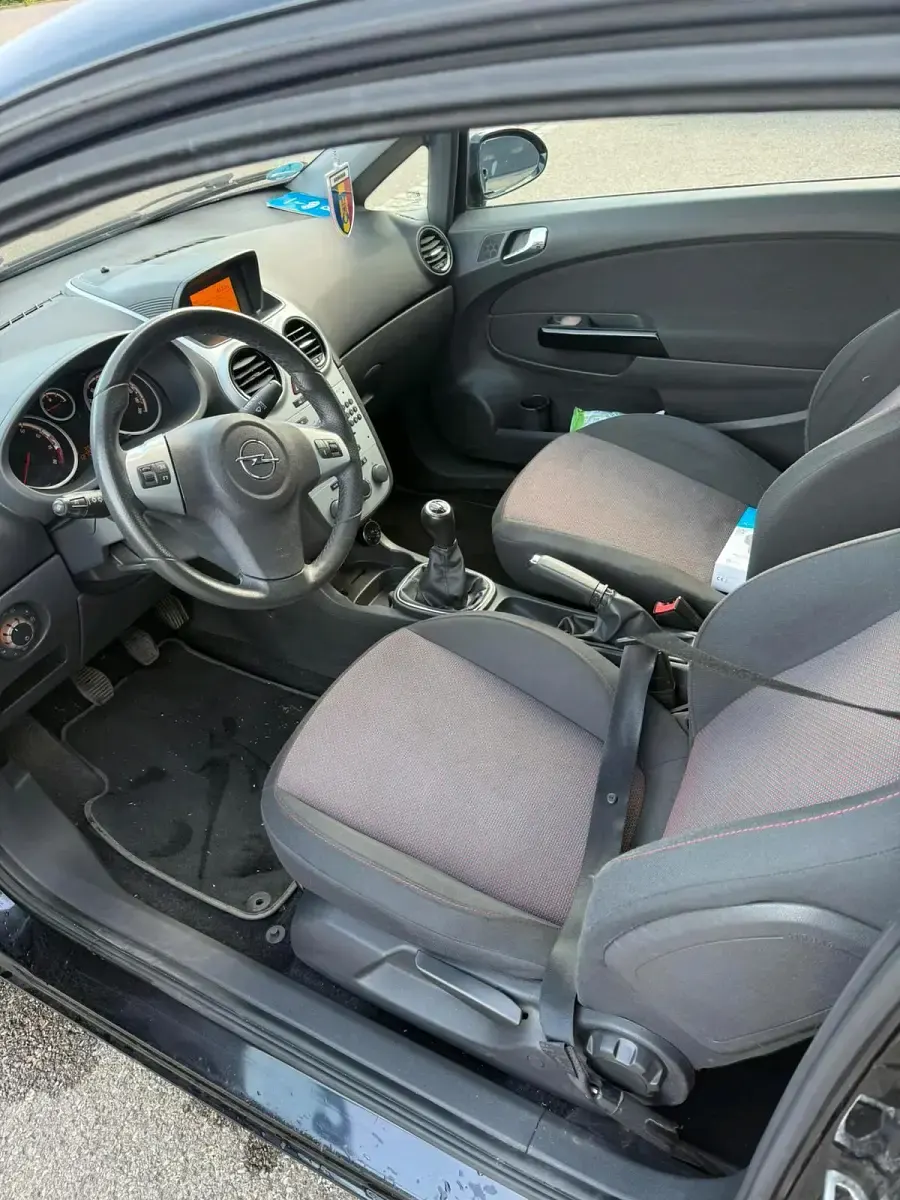 Gebraucht Opel Corsa 80 PS (58 kW) 2007 Schwarz Kleinwagen