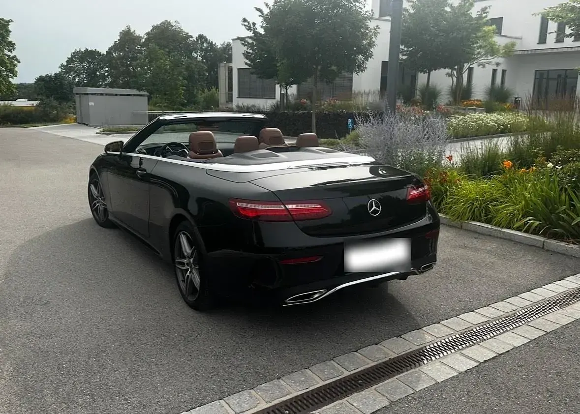 Gebraucht Mercedes E400 333 PS (244 kW) 2017 Schwarz Cabrio