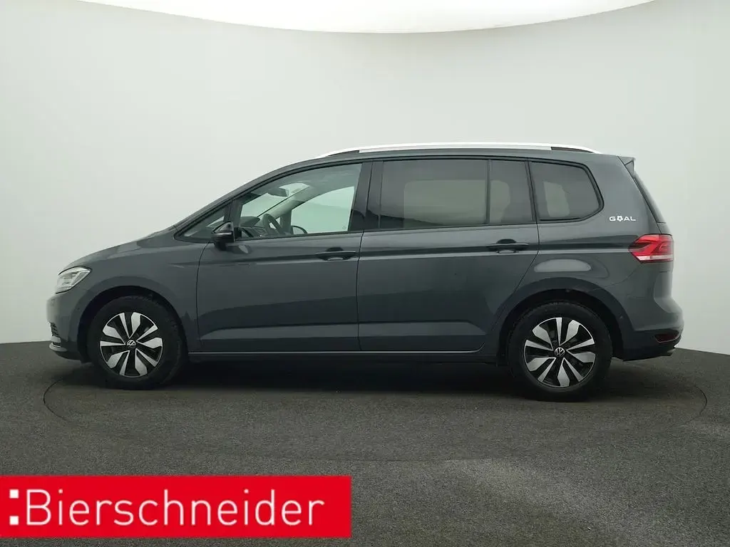 Gebraucht VW Touran Goal 150 PS (110 kW) 2025 Grau Van / Kleinbus