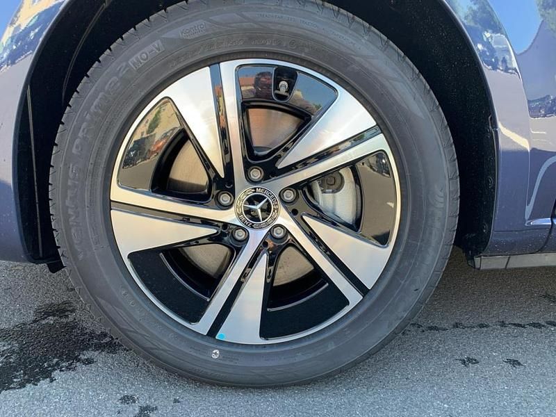 Sodalithblau Gebraucht 2025 Mercedes V250 Van / Kleinbus | 66.990 € - Bild 1/4